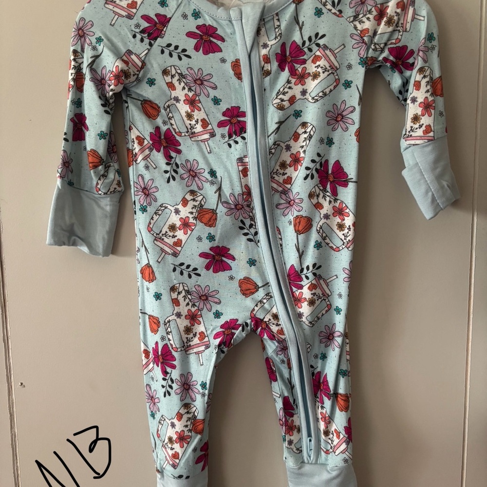 Floral Print Kids One Piece newborn Stanley cup zippy